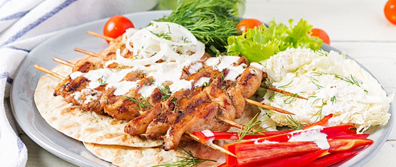 Fr: Gyros mit Zaziki und Krautsalat
